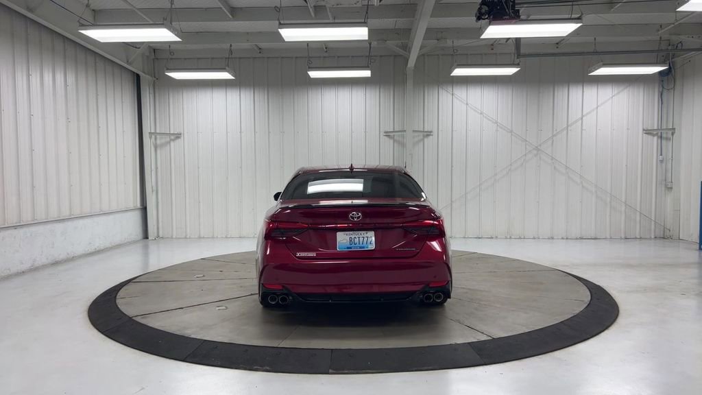 Used 2019 Toyota Avalon Touring w/ Advanced Safety Package FWD image 7