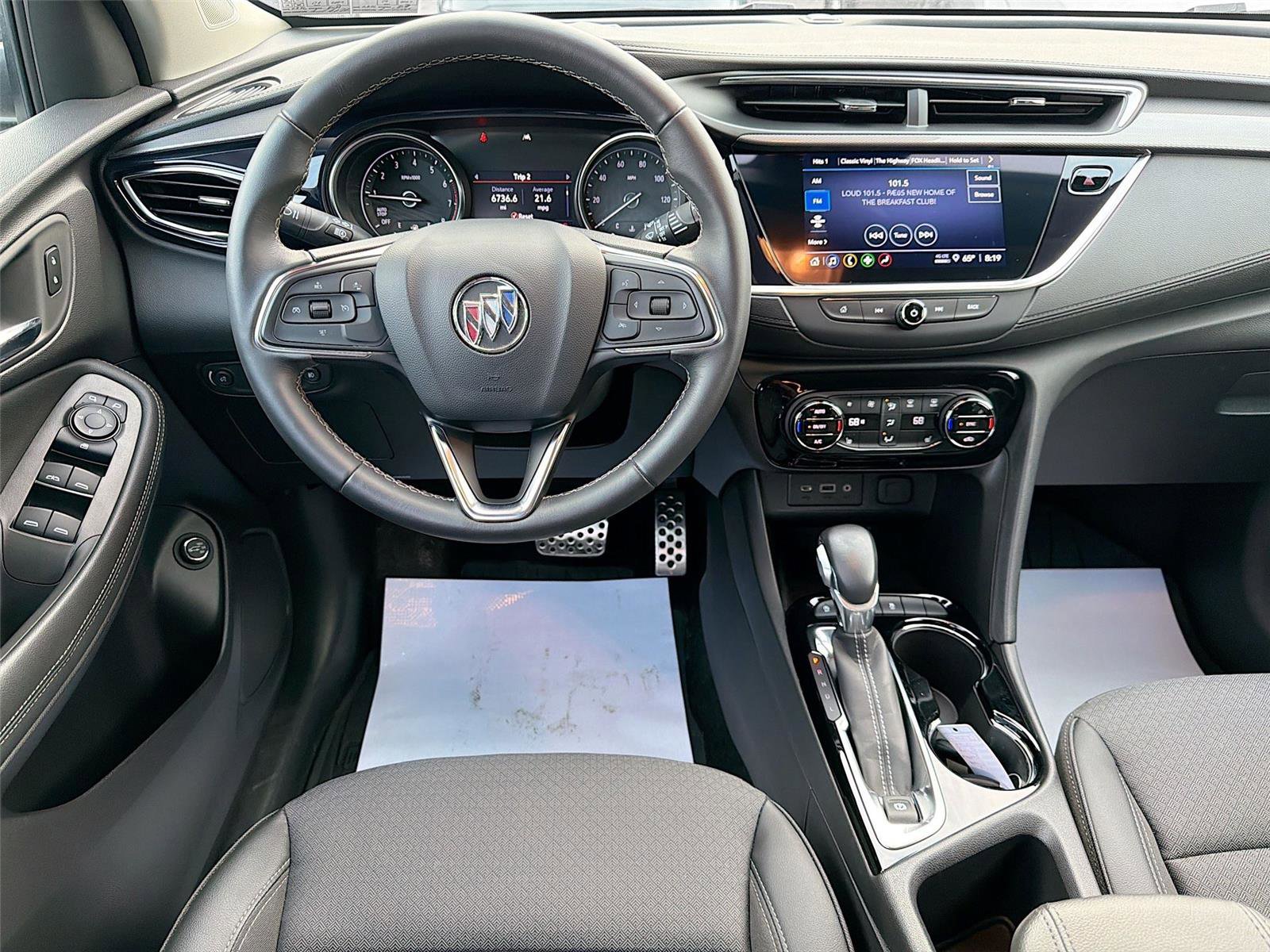 Used 2023 Buick Encore GX Select w/ Sport Touring Package image 21