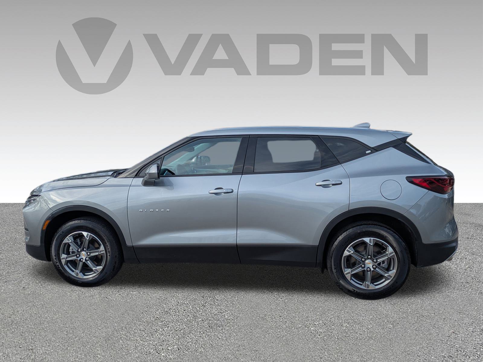 Used 2025 Chevrolet Blazer LT image 28