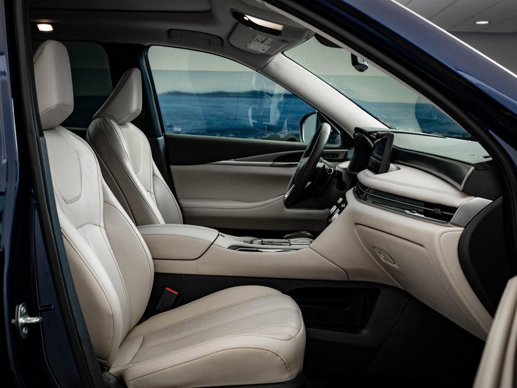 Used 2023 INFINITI QX60 Luxe image 25