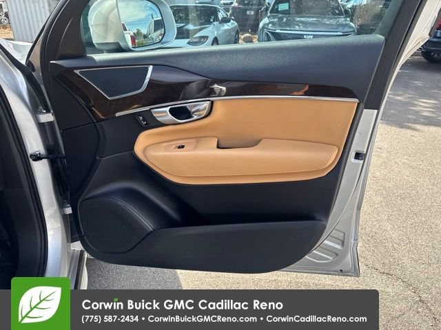 Used 2017 Volvo XC90 T6 Momentum w/ Vision Package AWD/4WD image 38