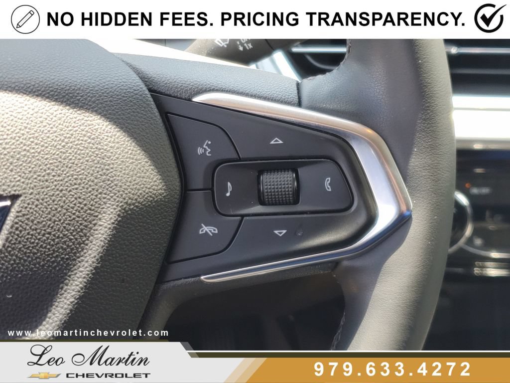 Used 2025 Chevrolet Trax LT w/ Driver Confidence Package FWD image 22
