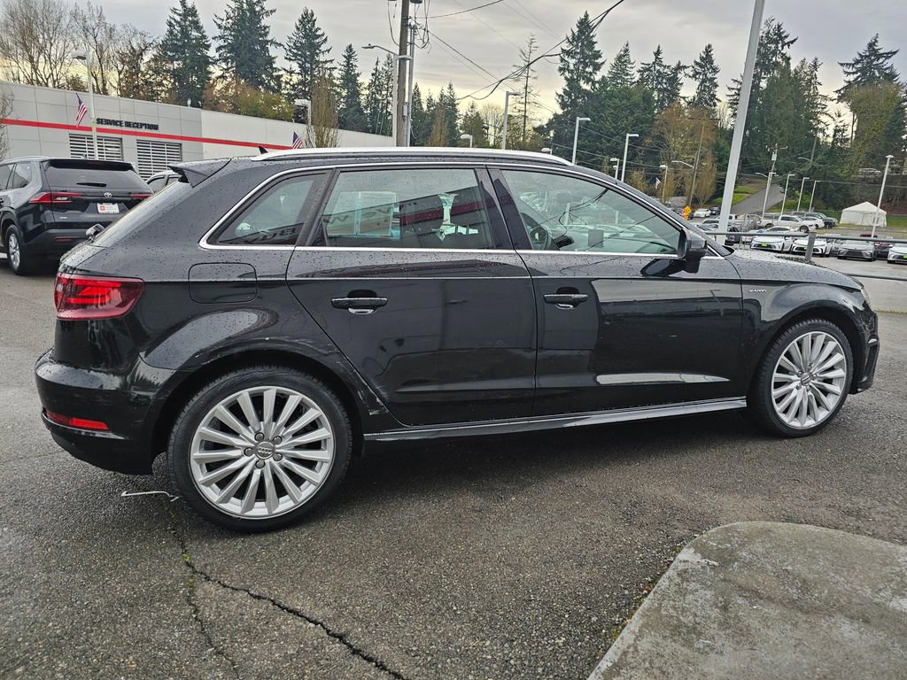 Used 2016 Audi A3 e-tron Premium Plus w/ Premium Plus Package image 8
