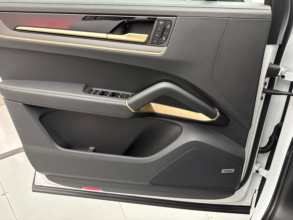 New 2026 Porsche Cayenne Turbo image 20