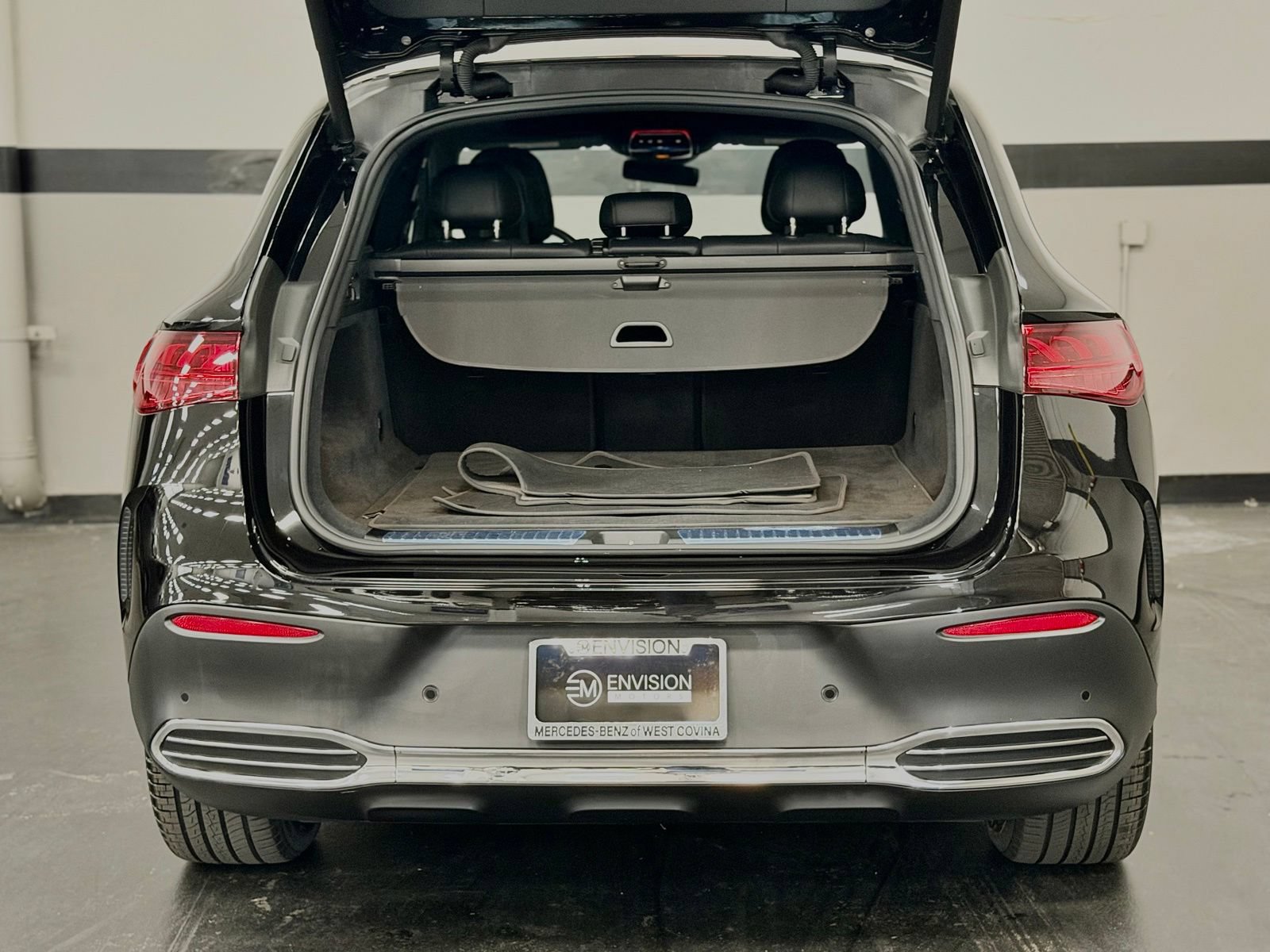 Certified 2023 Mercedes-Benz EQE 500 4MATIC SUV image 15
