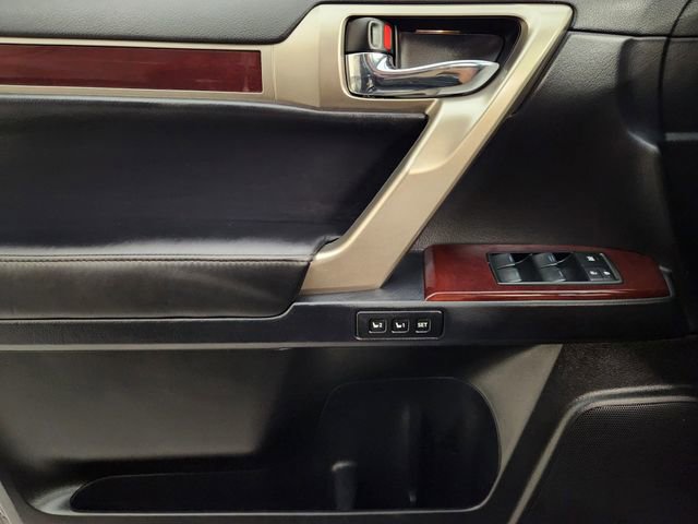 Used 2018 Lexus GX 460 Premium AWD/4WD image 23