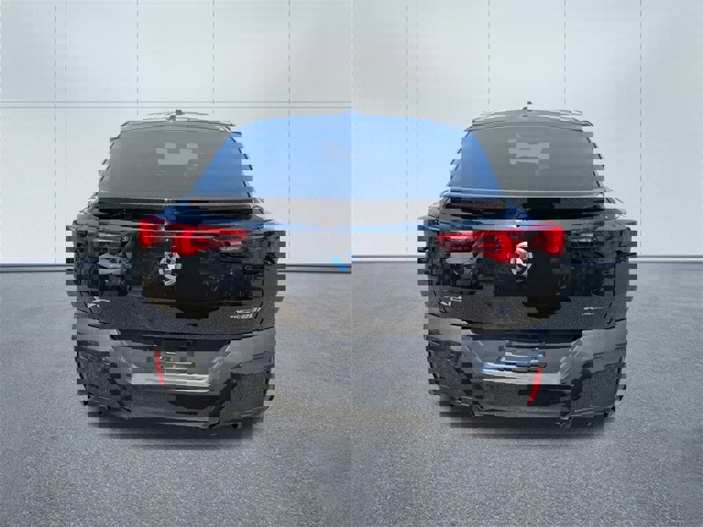 New 2025 BMW X2 xDrive28i w/ Convenience Package image 4