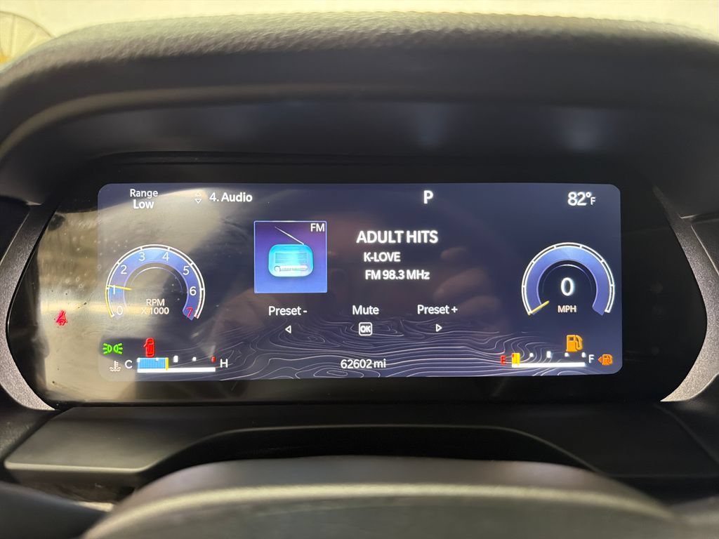 Used 2023 Jeep Grand Cherokee L Limited RWD image 23