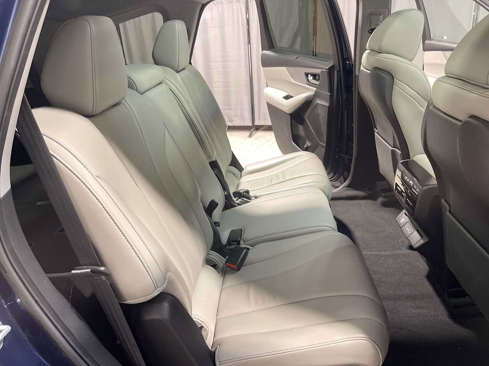 Certified 2024 Acura MDX w/ Technology Package AWD/4WD image 13