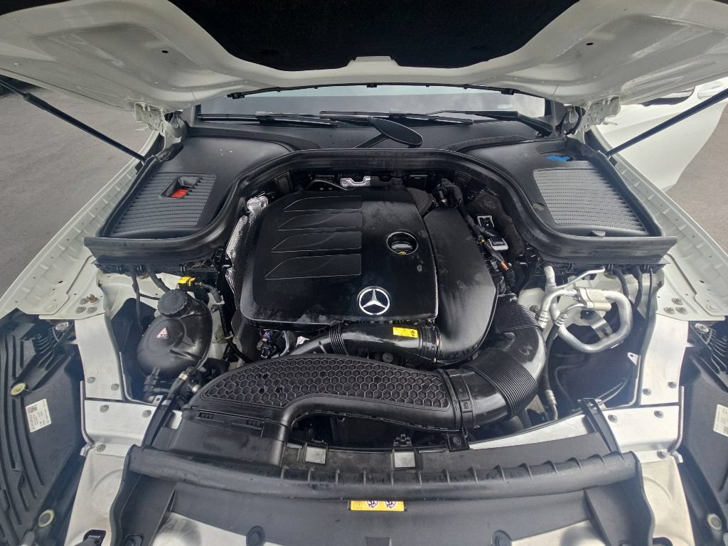 Used 2022 Mercedes-Benz GLC 300 4MATIC image 12