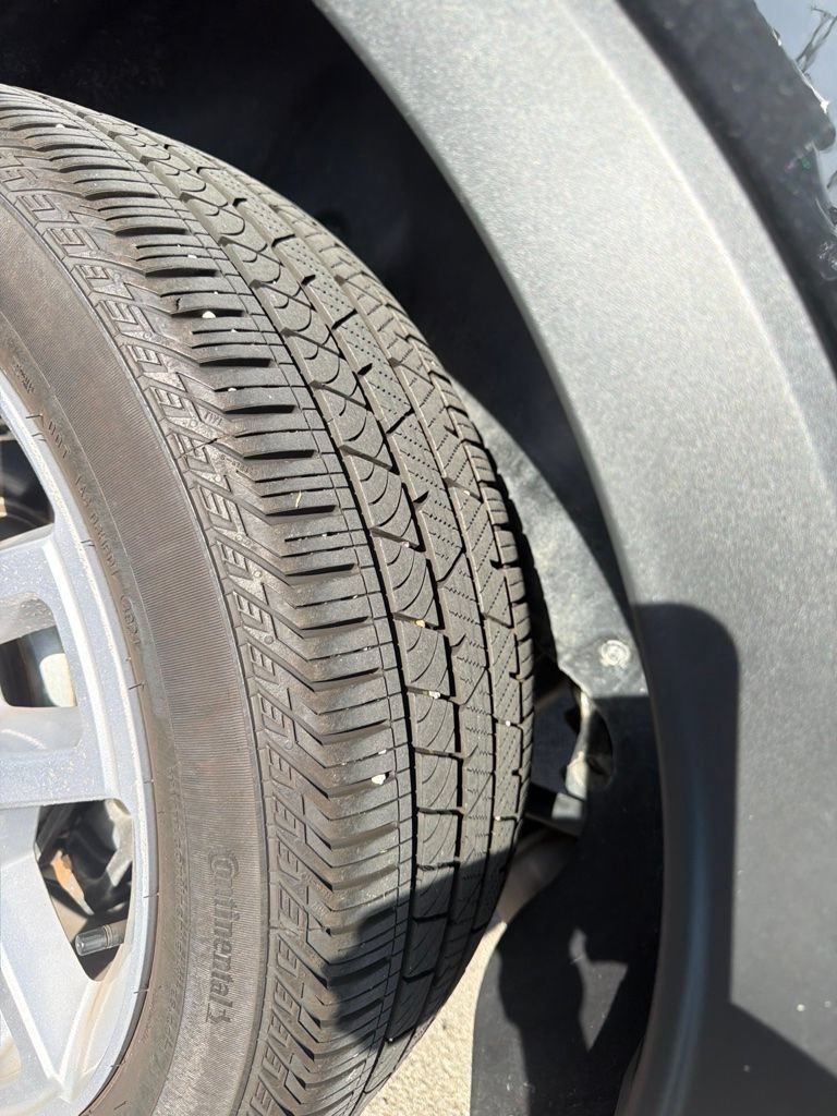 Used 2025 Honda Passport EX-L image 6