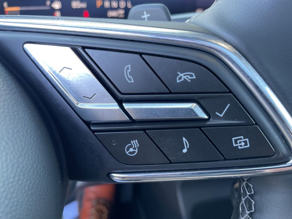 Used 2025 Buick Enclave Avenir w/ Super Cruise Package AWD/4WD image 20