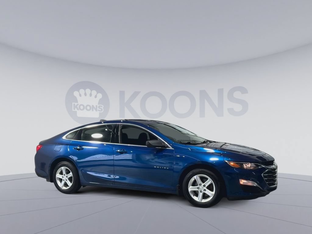 Used 2019 Chevrolet Malibu LS FWD image 2