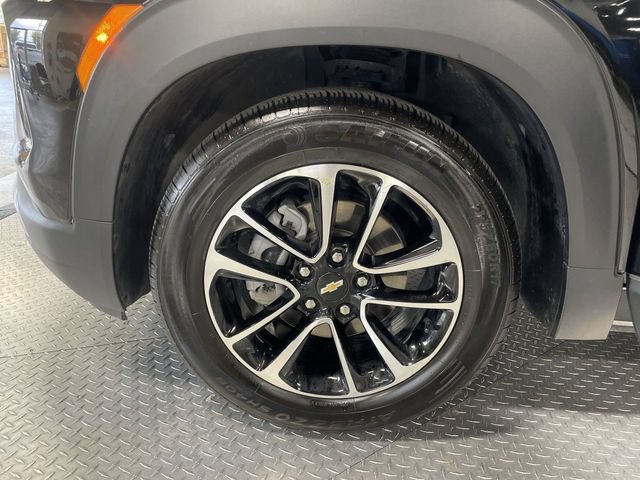 Used 2025 Chevrolet TrailBlazer LT FWD image 10