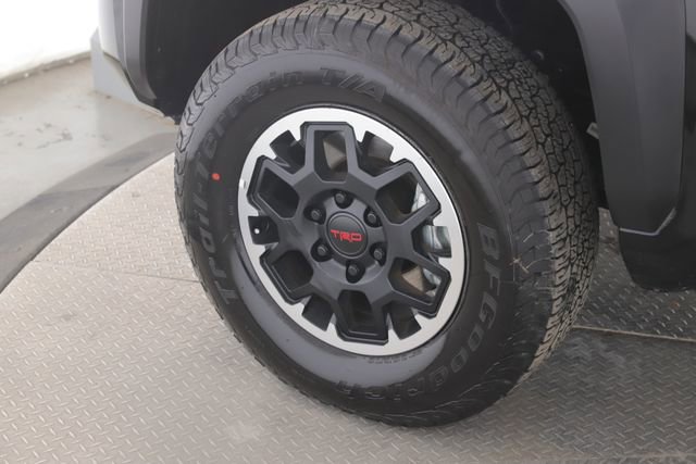 Used 2026 Toyota Tacoma TRD Off-Road AWD/4WD image 13