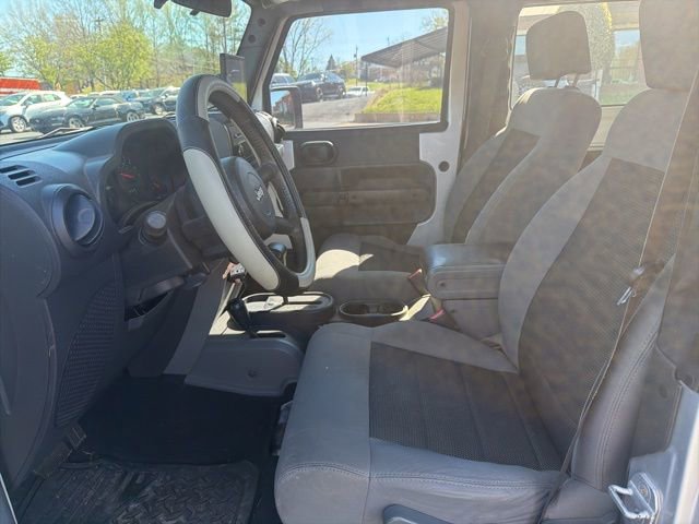 Used 2008 Jeep Wrangler X image 10
