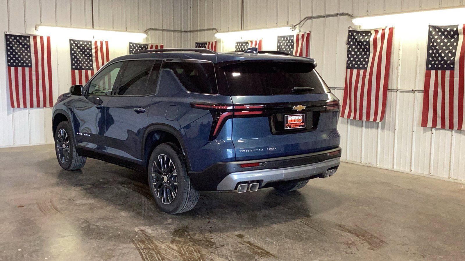 New 2026 Chevrolet Traverse LT w/ Sun and Wheel Package AWD/4WD image 4