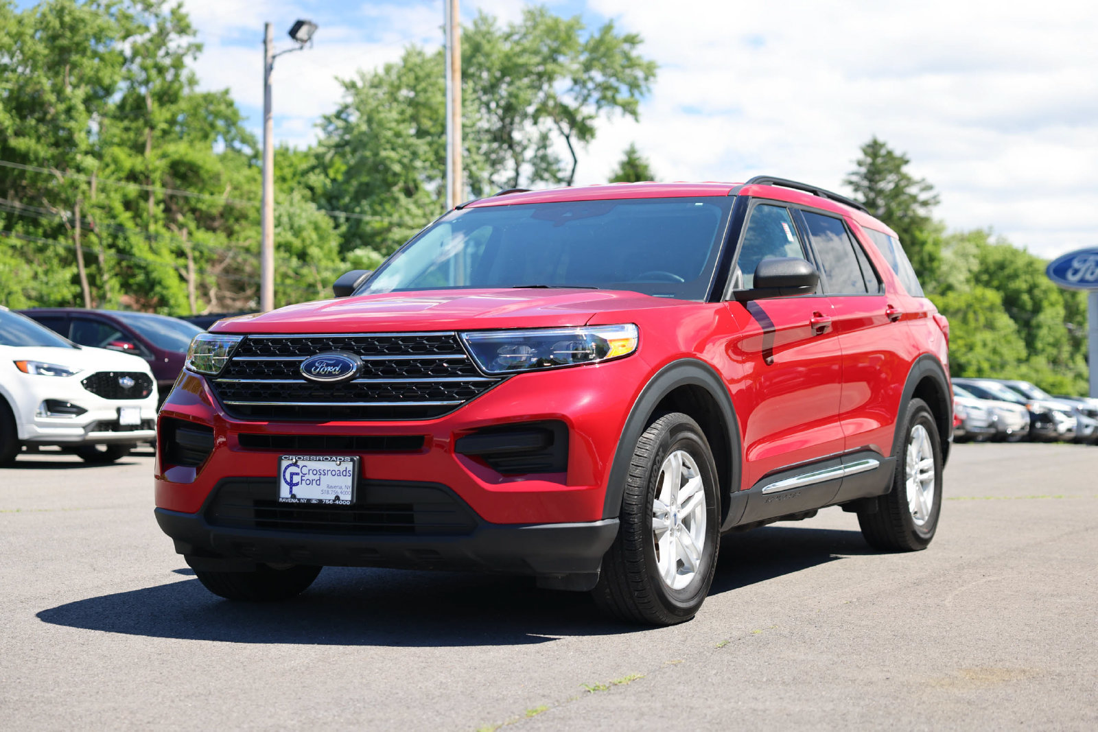 Certified 2023 Ford Explorer XLT AWD/4WD image 1