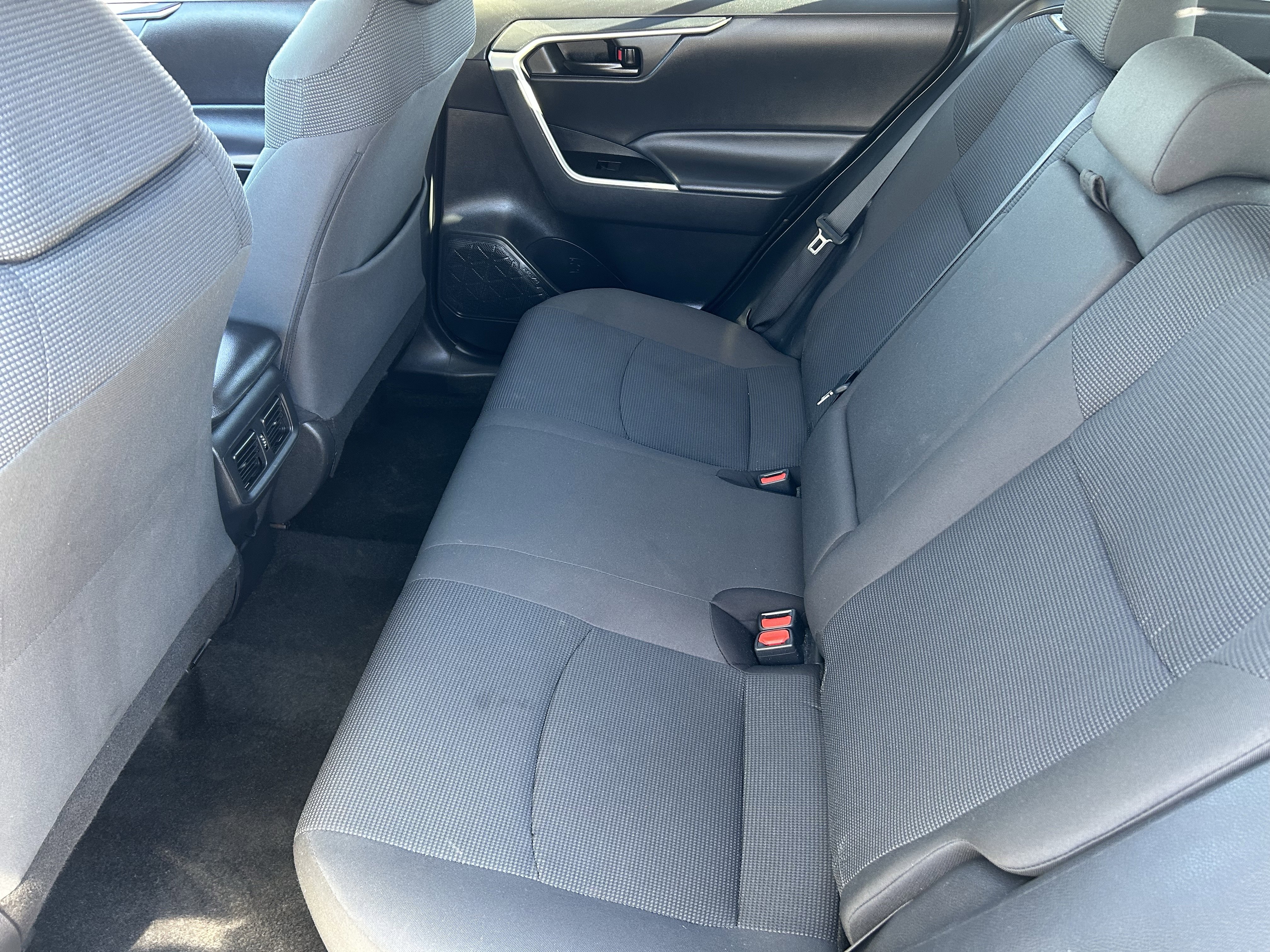 Used 2024 Toyota RAV4 LE image 16