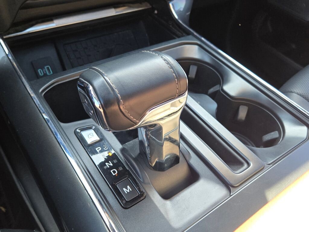 Used 2023 Ford F150 Lariat w/ Equipment Group 502A High image 28