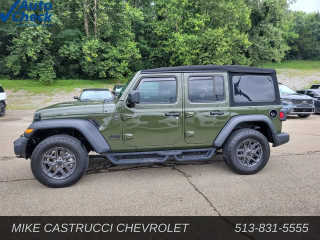 Used 2024 Jeep Wrangler Unlimited Sport AWD/4WD image 2