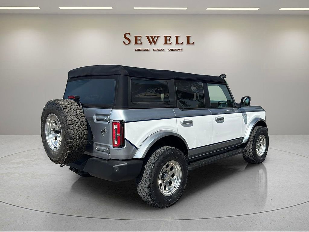 Used 2022 Ford Bronco Outer Banks image 5