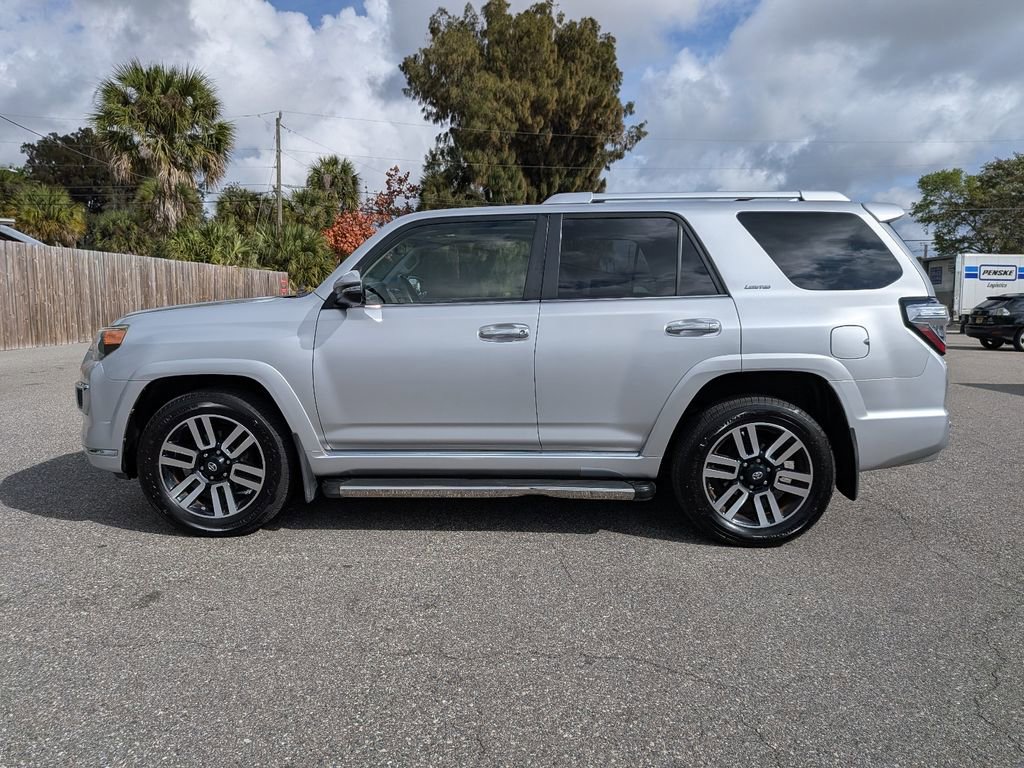 Used 2015 Toyota 4Runner Limited image 9