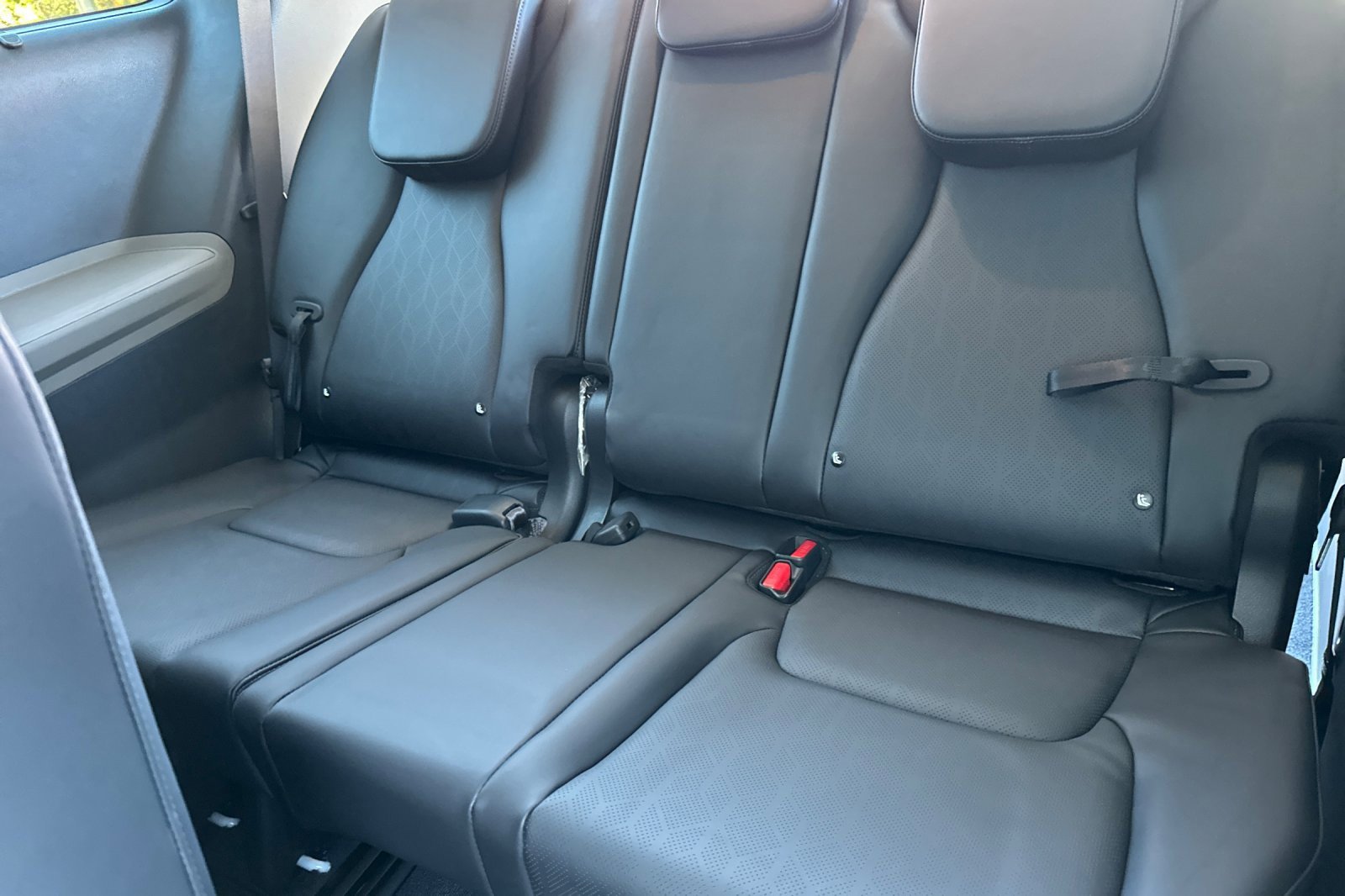 New 2026 Kia Carnival EX image 11