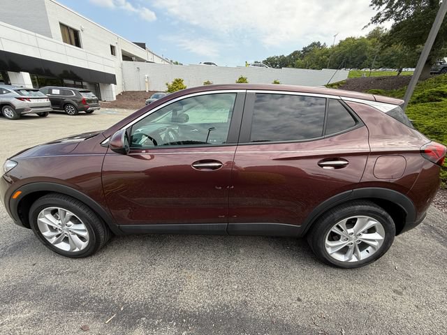 Used 2023 Buick Encore GX Preferred w/ Cold Weather Comfort Package FWD image 2