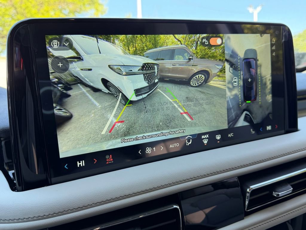 New 2026 Lincoln Aviator AWD image 19