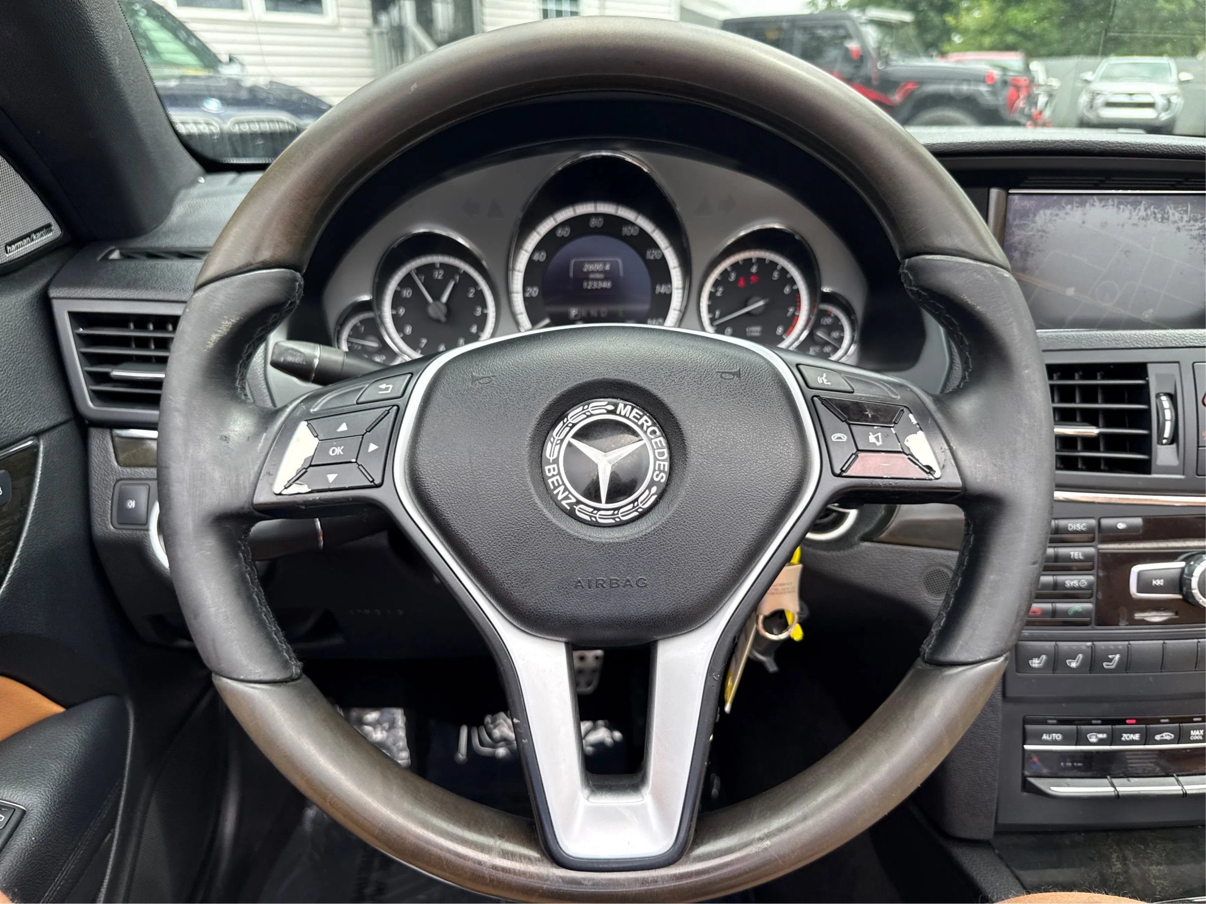 Used 2013 Mercedes-Benz E 350 Cabriolet image 15