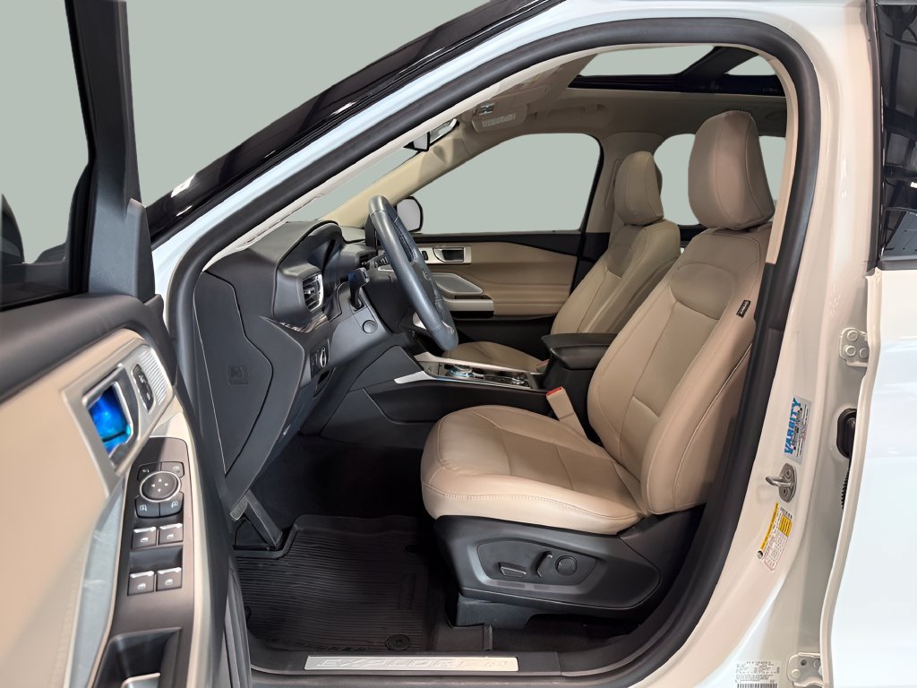 Used 2023 Ford Explorer Limited w/ Limited Technology Package AWD/4WD image 17
