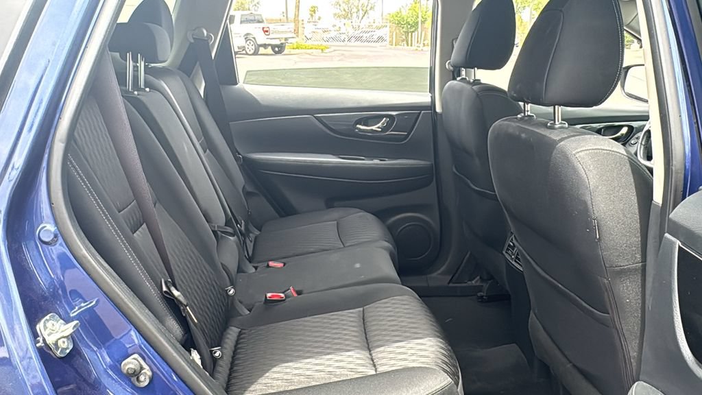 Used 2020 Nissan Rogue SV AWD/4WD image 22