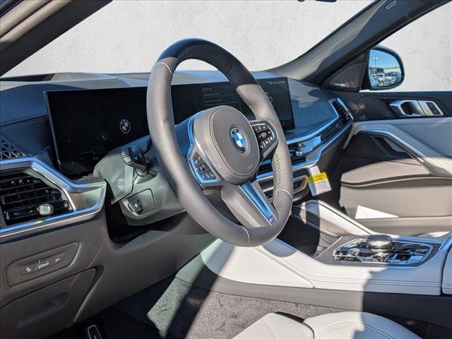 New 2026 BMW X6 xDrive40i image 3