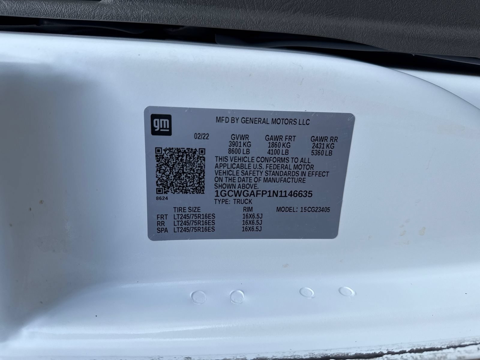 Used 2022 Chevrolet Express 2500 w/ Driver Convenience Package RWD image 30
