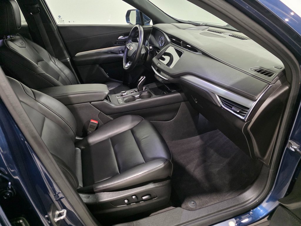 Used 2020 Cadillac XT4 Premium Luxury image 23