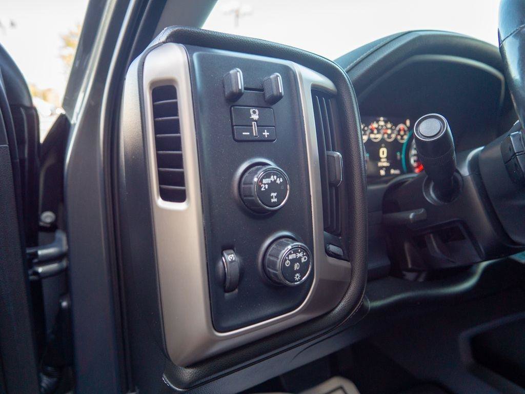 Used 2018 GMC Sierra 1500 Denali w/ Denali Ultimate Package AWD/4WD image 18