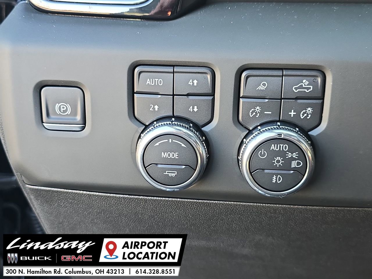 New 2025 GMC Sierra 2500 AT4 w/ AT4 Premium Plus Package image 18