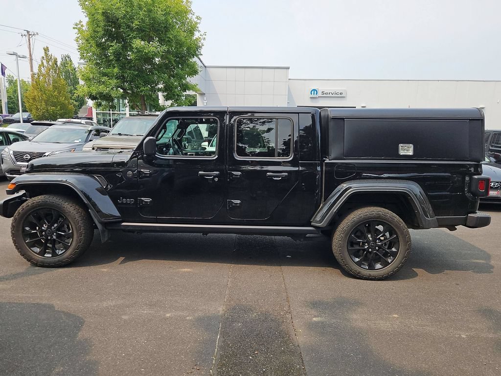 Certified 2024 Jeep Gladiator Sport AWD/4WD image 4