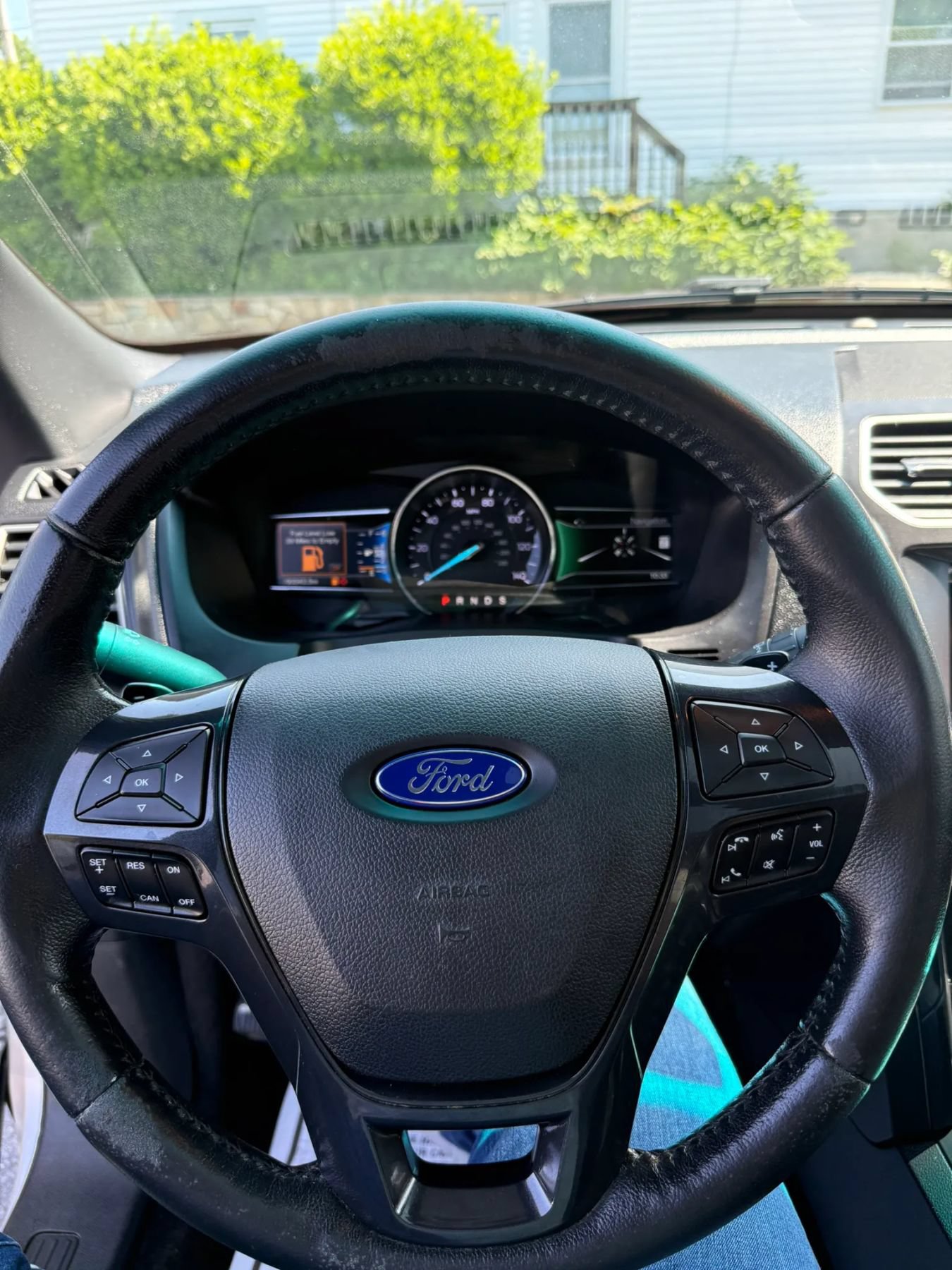 Used 2016 Ford Explorer XLT w/ Equipment Group 202A AWD/4WD image 22