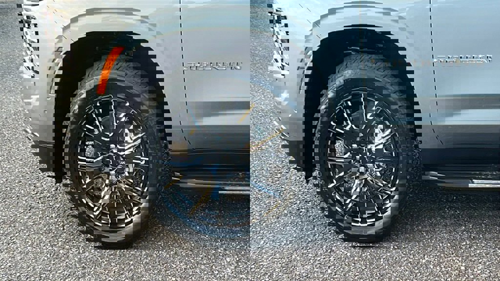 New 2026 Chevrolet Suburban Premier w/ Sun And Tow Package image 9