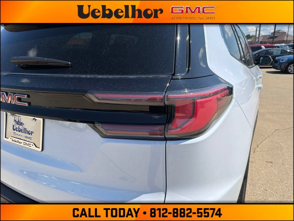 New 2026 GMC Acadia Elevation w/ Elevation Premium Package AWD/4WD image 10