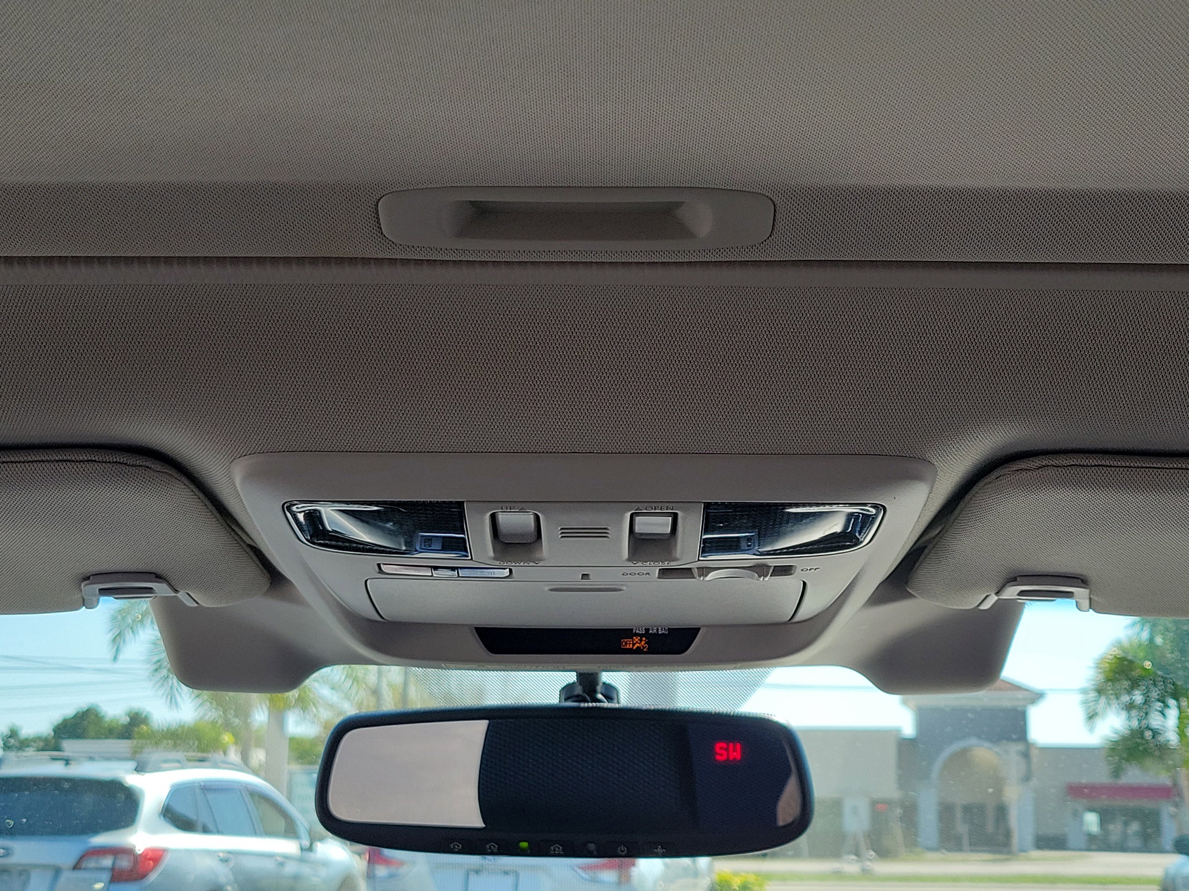 Used 2016 Subaru Outback 2.5i Premium image 16