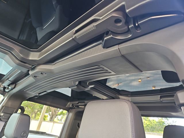 New 2025 GMC Hummer EV 2X image 12