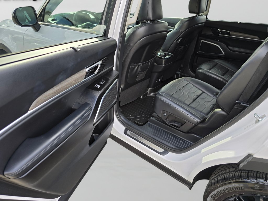 Used 2021 Kia Telluride SX w/ SX Prestige Package AWD/4WD image 24