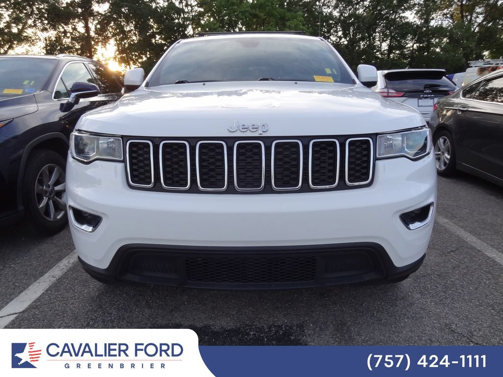 Used 2019 Jeep Grand Cherokee Laredo RWD image 2