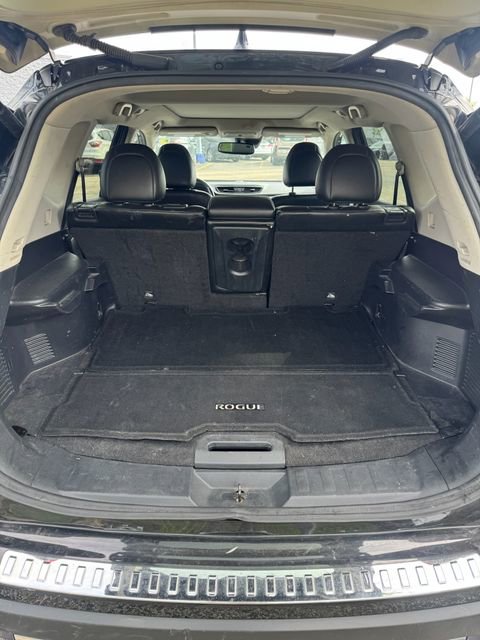 Used 2017 Nissan Rogue SL w/ SL Premium Package AWD/4WD image 11