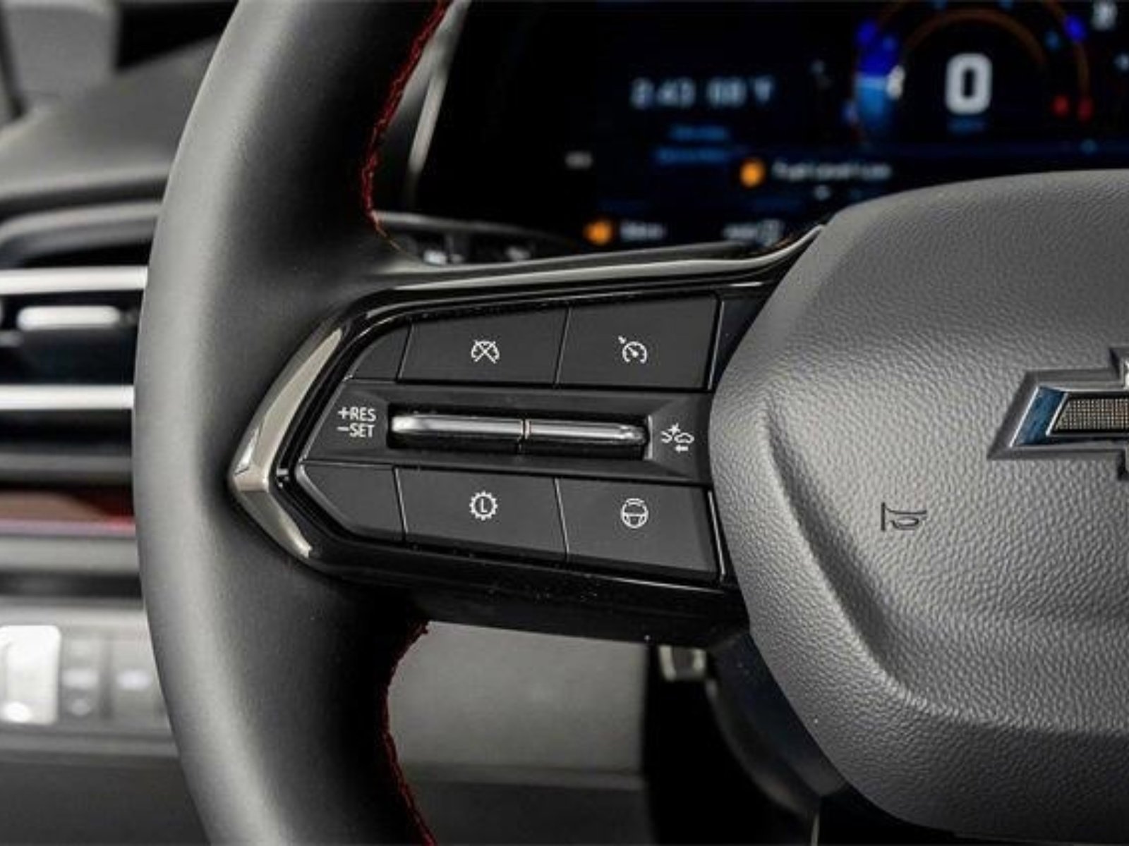 Used 2026 Chevrolet Traverse RS AWD/4WD image 68