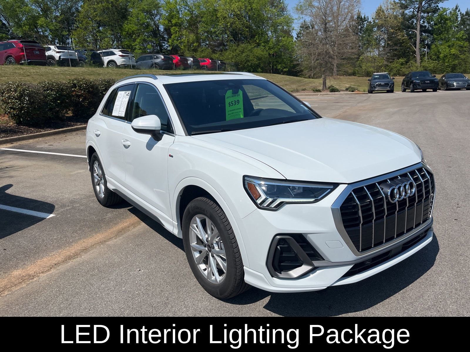 Used 2025 Audi Q3 2.0T Premium w/ Convenience Package image 3