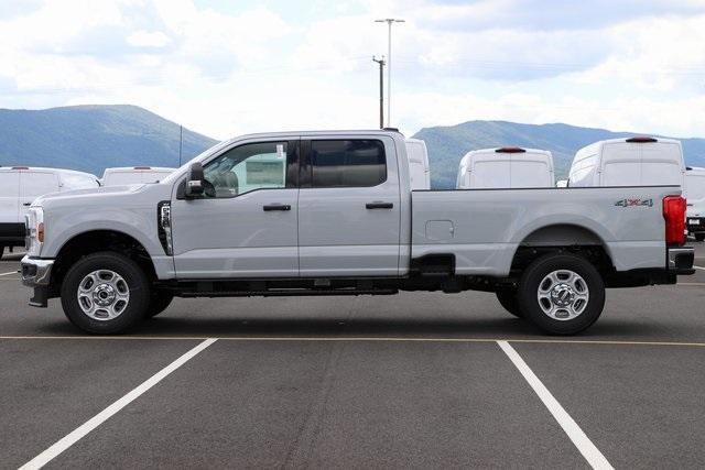 New 2026 Ford F350 XLT image 4